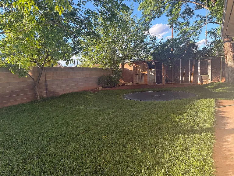 2295 Arrowhead Cir — Photo 33