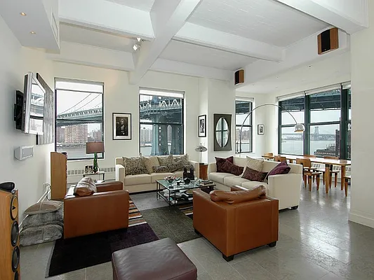 Sold by Sotheby's International Realty | media 19
