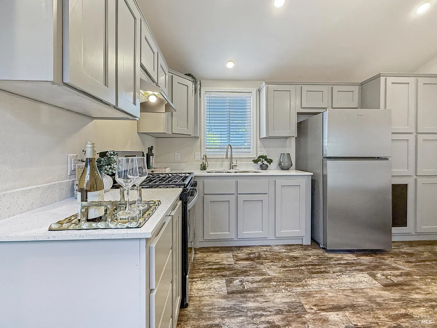 101 Colgan Avenue #3 - Photo 6