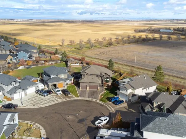 1242 Willowgrove COURT, Saskatoon, SK S7W 0A8