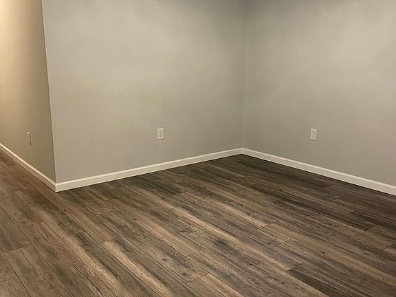 3rd image of 23 Howard St Floor 2