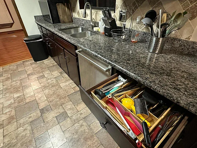 3966 N Indian Cir NW — Photo 8