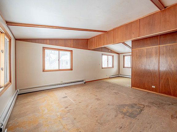 4th image of 38867 N Lakewood Ave