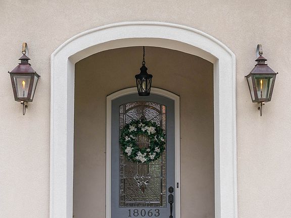 3rd image of 18063 Manning Dr