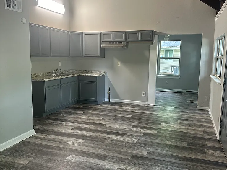2815 Grants Pkwy — Photo 3