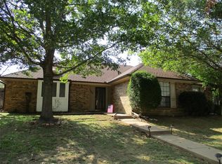 5500 Dana Point Dr, Arlington, TX 76017