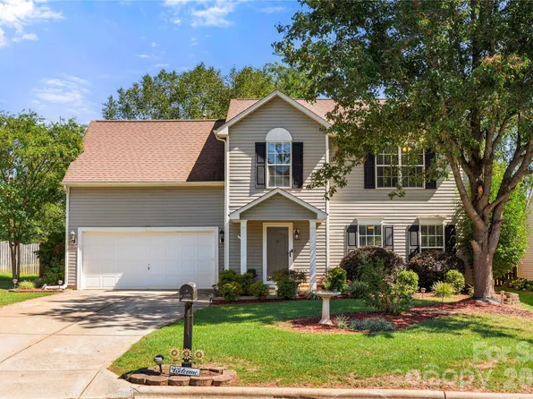 124 Emily Ivy Ct, Kannapolis, NC 28083