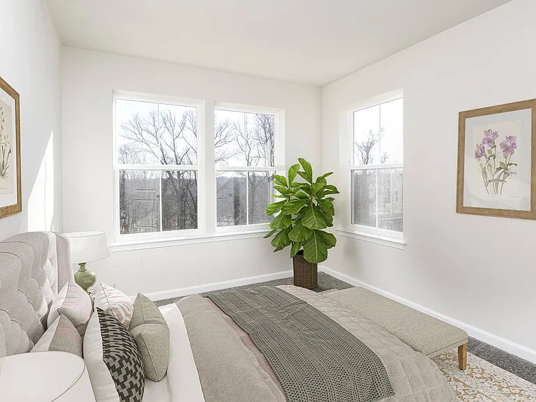 Collection at Scotland Heights — Photo 19