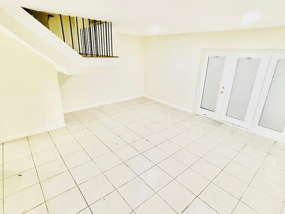 1st image of 10289 NW 33rd St #10289