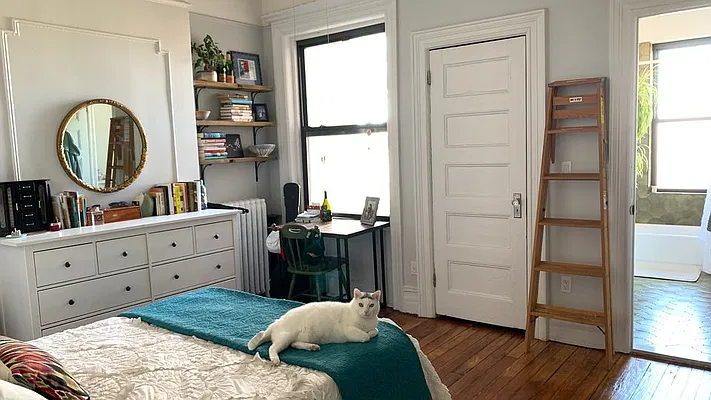 Rented by Nooklyn NYC LLC | media 13