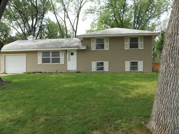 8564 Inman Ave S, Cottage Grove, MN 55016