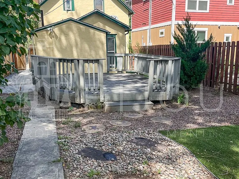 523 E Kiowa St — Photo 14
