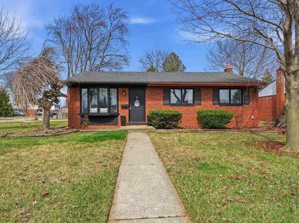12821 Whitfield Dr, Sterling Heights, MI 48312