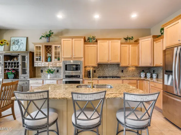 26705 W MOHAWK Lane, Buckeye, AZ 85396