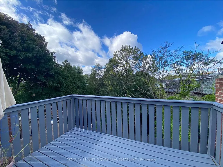 154 Sorauren Ave #3 — Photo 12