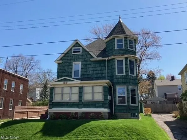 125 N Bentley Ave, Niles, OH 44446
