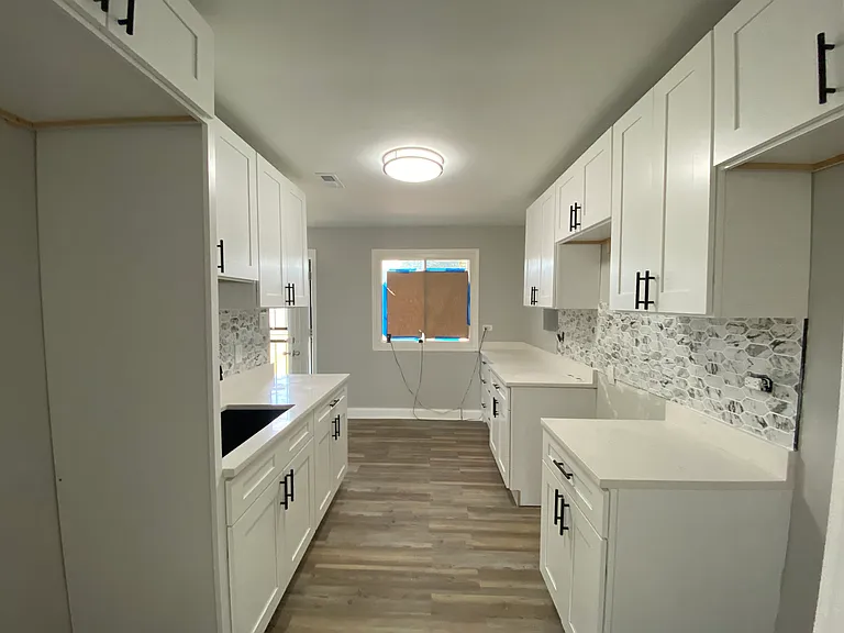 17241 Lorenz Ave — Photo 8