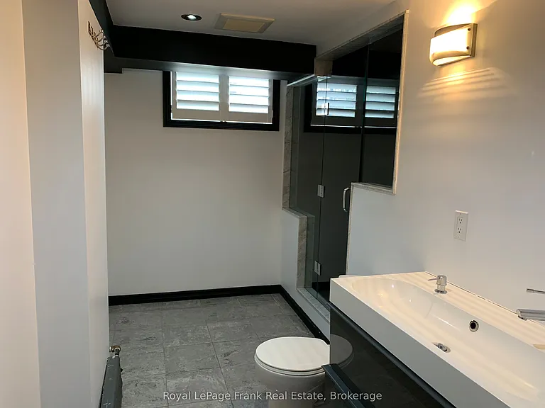 243 Huron St #4 — Photo 10