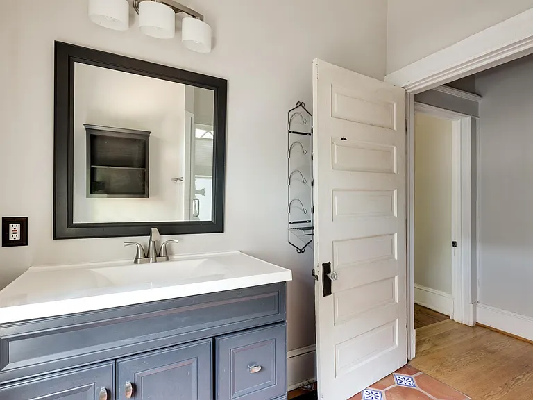 116 Warren St NE — Photo 26