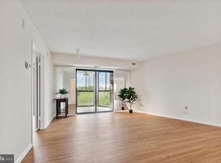 15101 Interlachen Dr UNIT 1-1026, Silver Spring, MD 20906