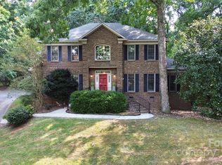 3730 Monique Ln, Charlotte, NC 28210