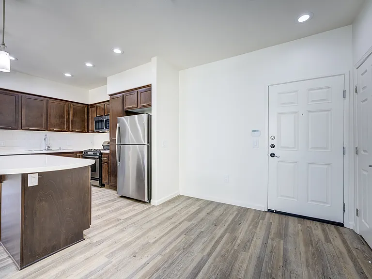 Solterra Ecoluxury Apartments — Photo 34