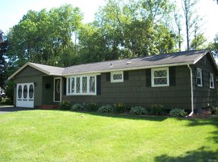 109 John St, North Syracuse, NY 13212