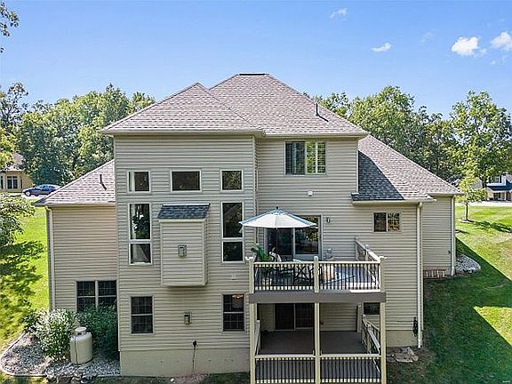5th image of 2679 Forest Glen Dr