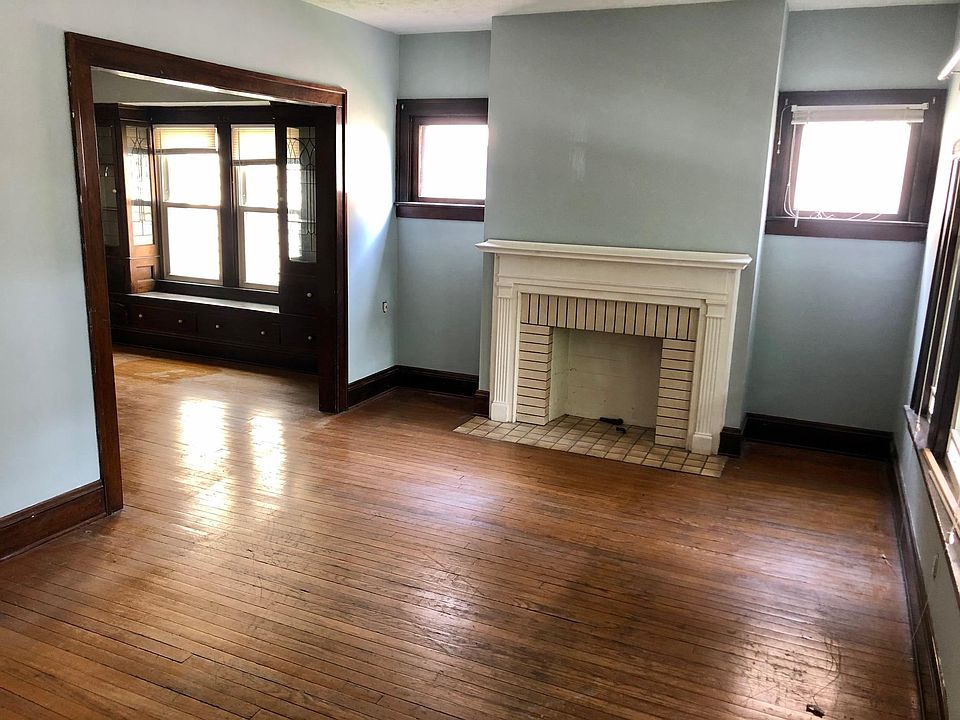 1st image of 2030 Lewis Dr