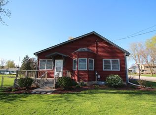 22 Grove St, Bristol, IL 60512