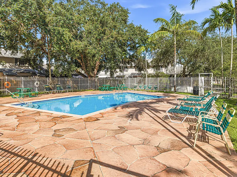 8207 Fairway Rd — Photo 31