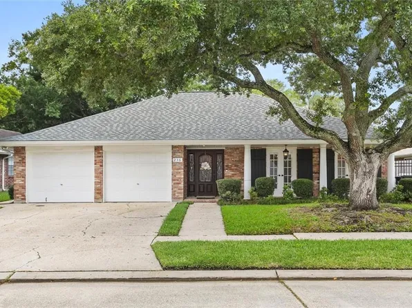 236 Penfold Pl, Harahan, LA 70123