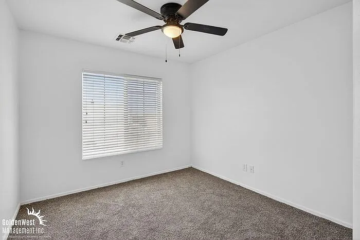 24011 N Cargo Ave — Photo 15
