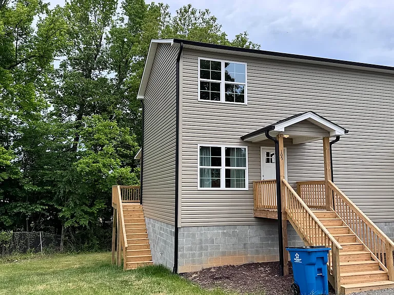 105 E Highfill Ave #105 — Photo 25
