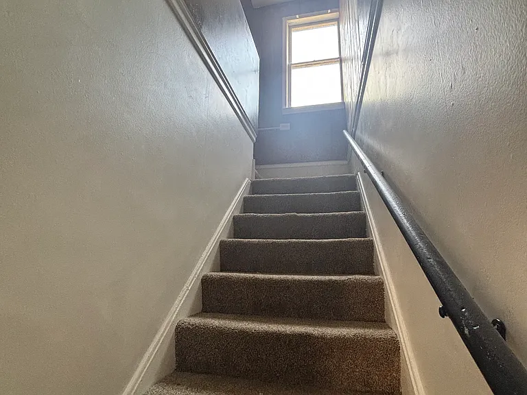 McKinney St — Photo 12