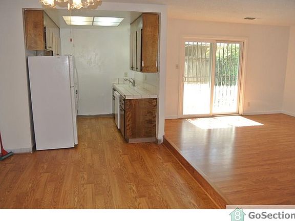 5th image of 2116 Manzanita Way