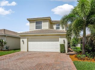 10574 Carolina Willow Dr, Fort Myers, FL 33913