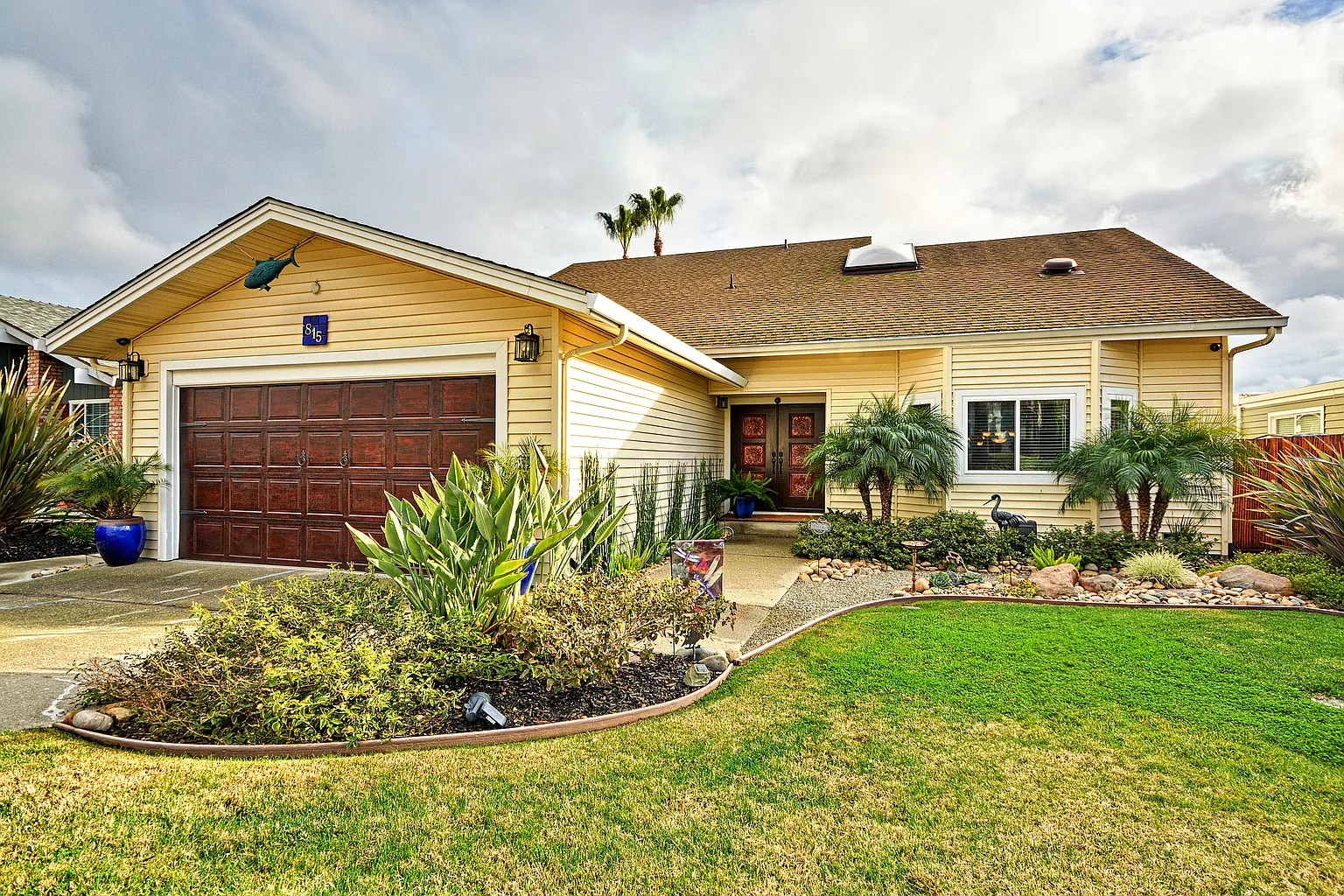 815 Discovery Bay Blvd photo 1