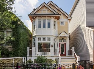 2447 W Fletcher St, Chicago, IL 60618