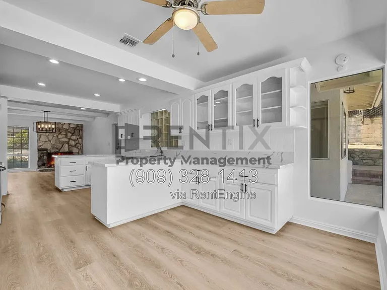 1920 Oakwood Ave — Photo 13