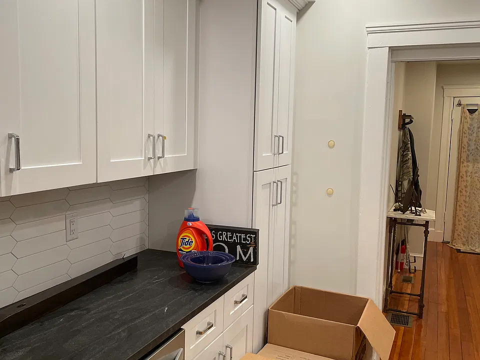 25 Farrington St #25