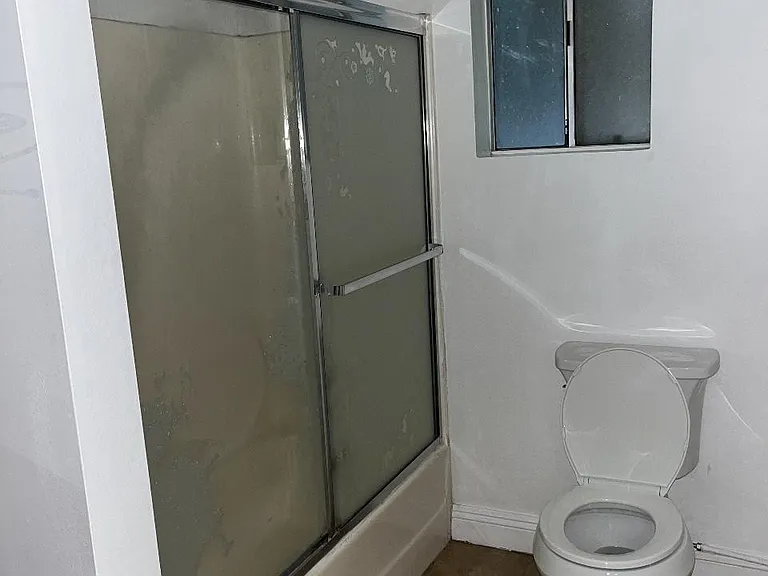 844 N San Vicente Blvd #C — Photo 9