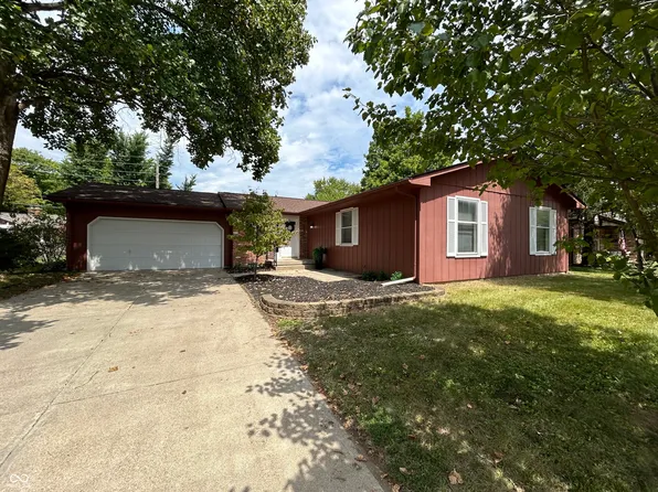 3310 Lantern Ln, Columbus, IN 47203