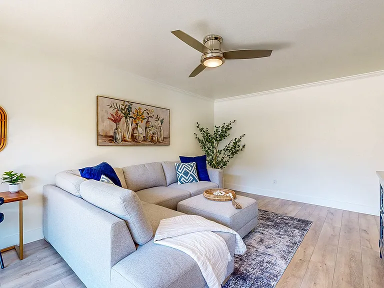 PURE Property Management Presents: El Prado Apartments — Photo 15