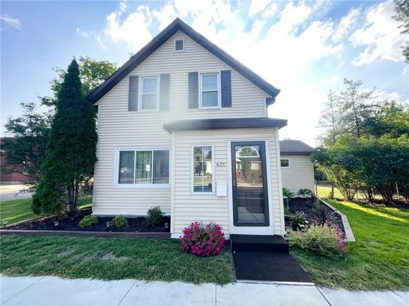 401 4th St SE, Little Falls, MN 56345