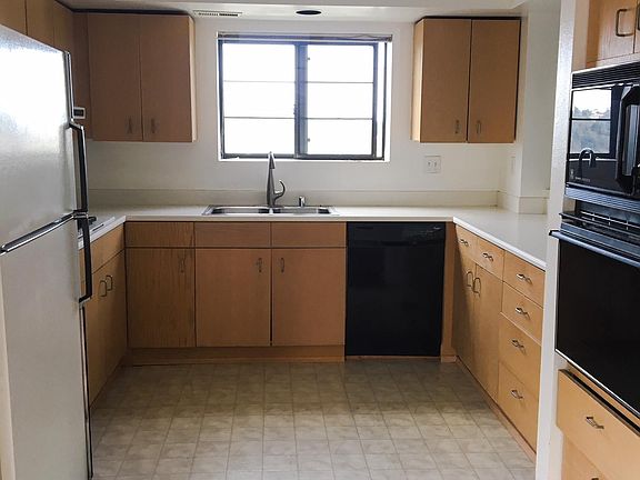 3rd image of 4433 Via Sepulveda Unit 4