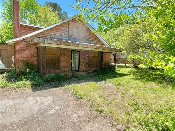 211 Leach St, Star, NC 27356