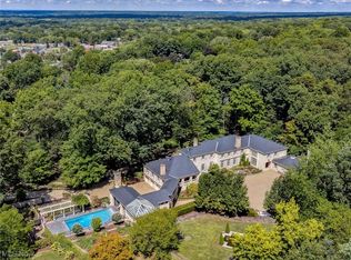 400 Hunters Hollow Dr SE, Warren, OH 44484