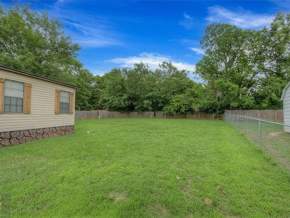 1st image of 277 Crestwood Cir