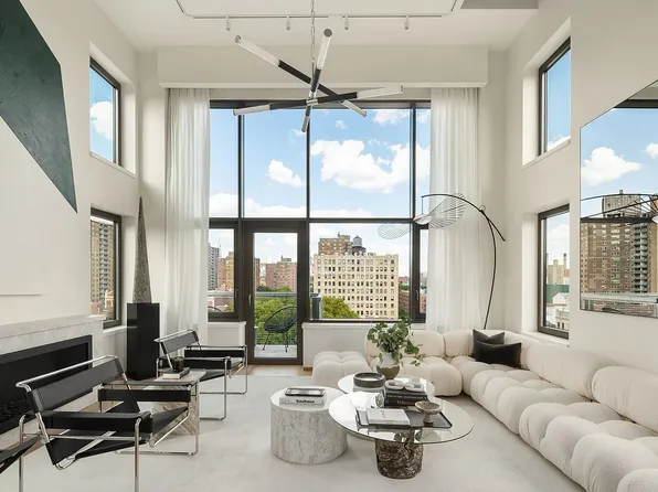 118 E 1st St Unit Penthouse, New York, NY 10009